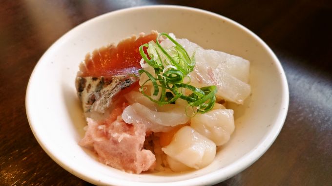 海鮮丼